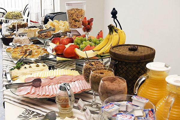 Hotel Caicara Bistro E Eventos Ltda Итаперуна Екстериор снимка